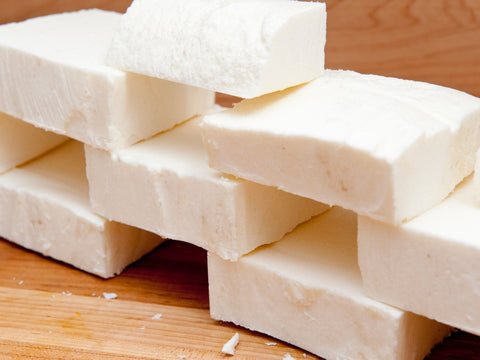 Cold process soap making with lye